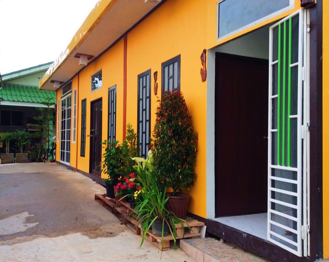 Aparthotel The Point At Airport Nai Yang Beach Esterno foto