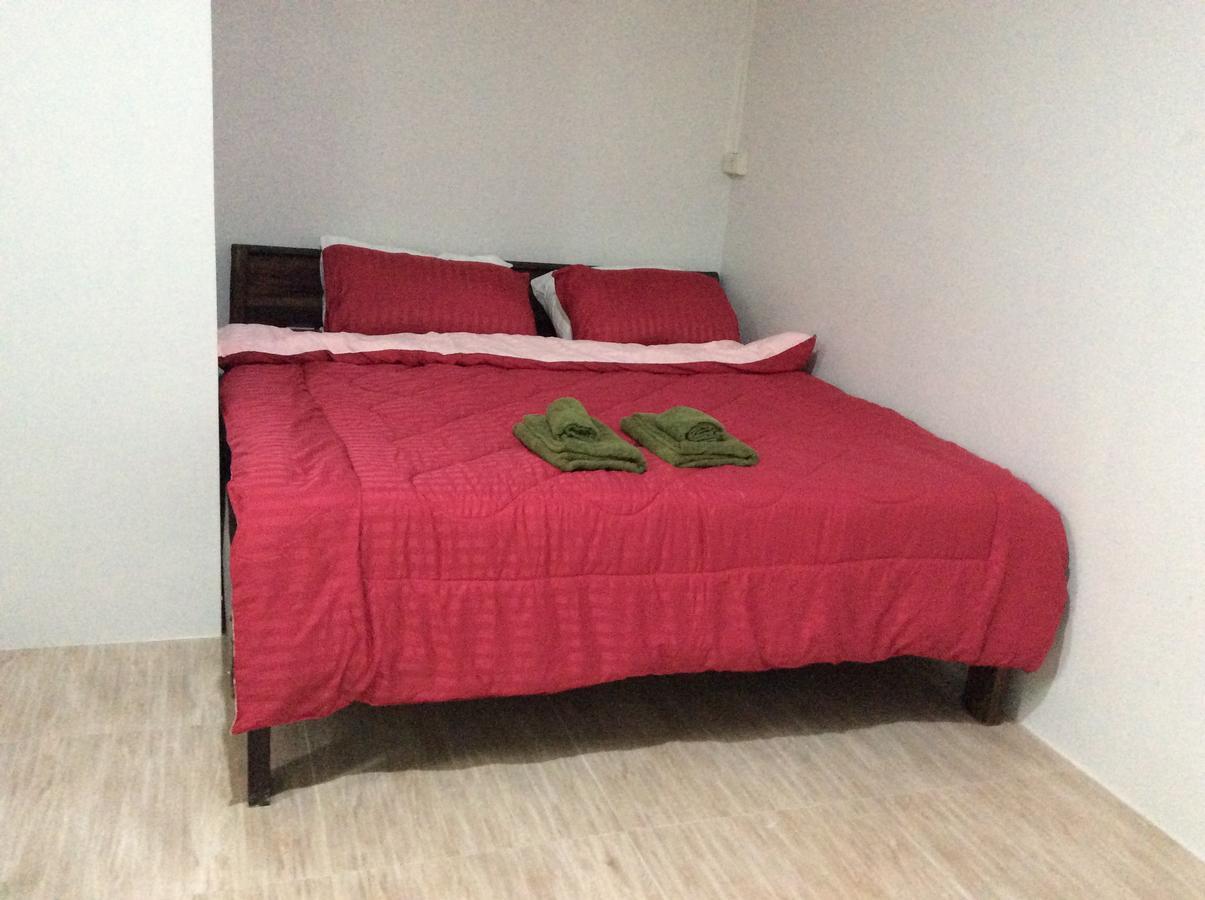 Aparthotel The Point At Airport Nai Yang Beach Esterno foto