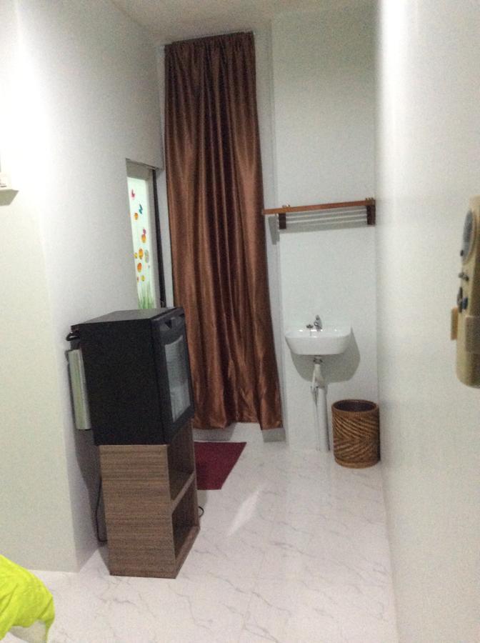 Aparthotel The Point At Airport Nai Yang Beach Esterno foto